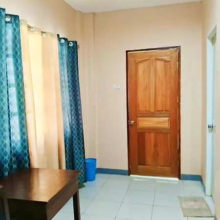 James Homestay Siquijor Room photo