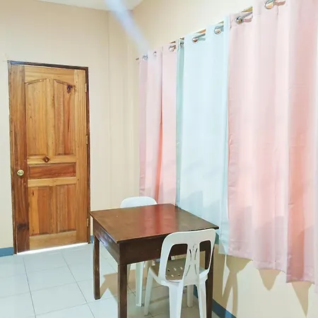 James Homestay Siquijor Room photo