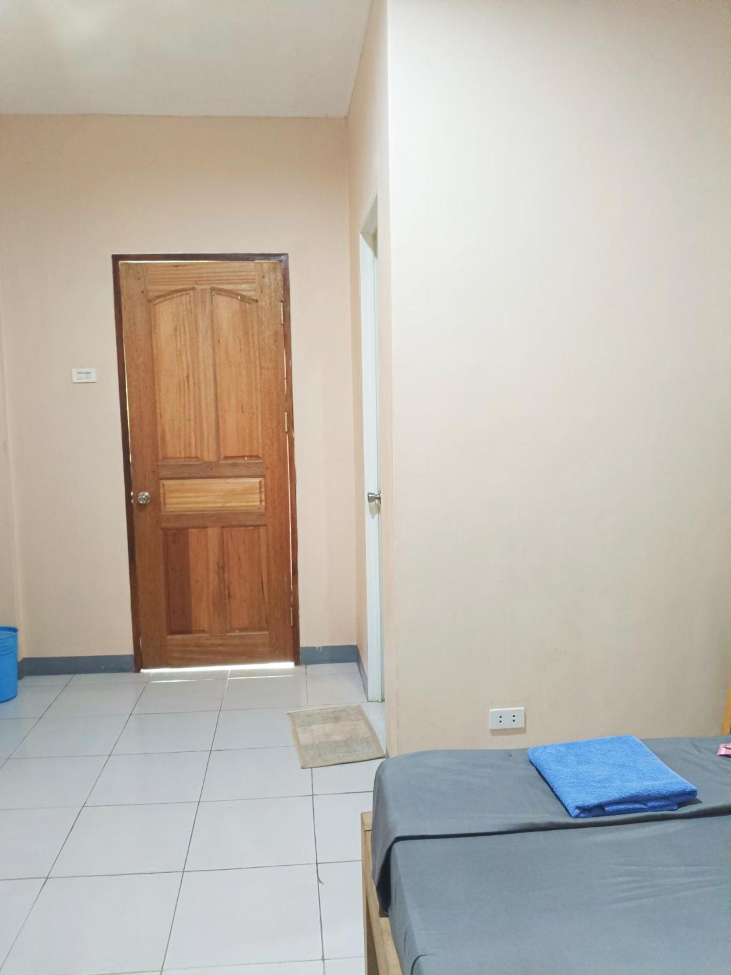 James Homestay *
