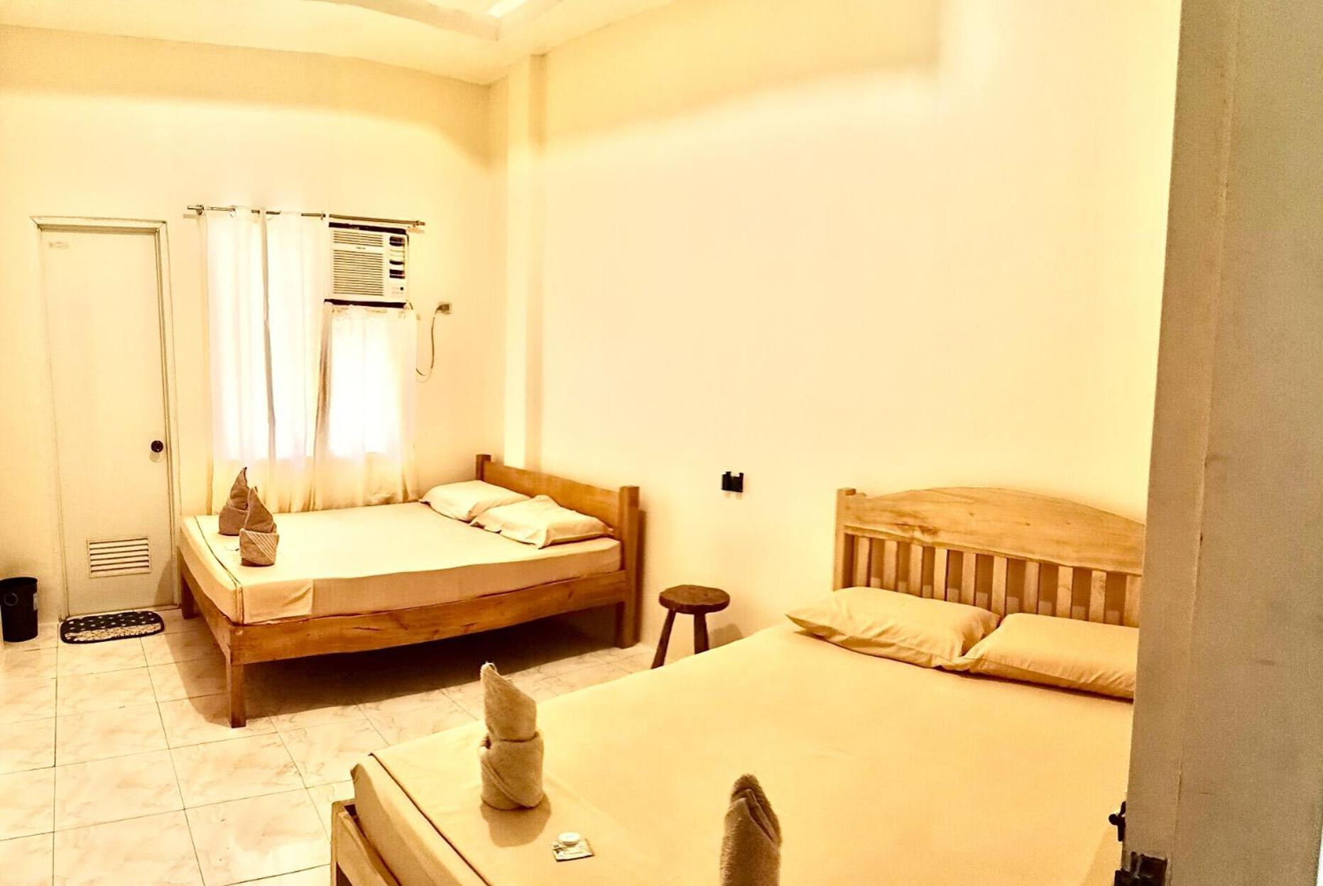 James Homestay *